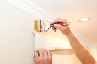 Pose de papier peint au Vey — revêtements muraux et toiles de verre